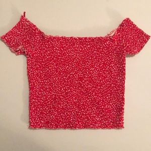 Red cropped t shirt
